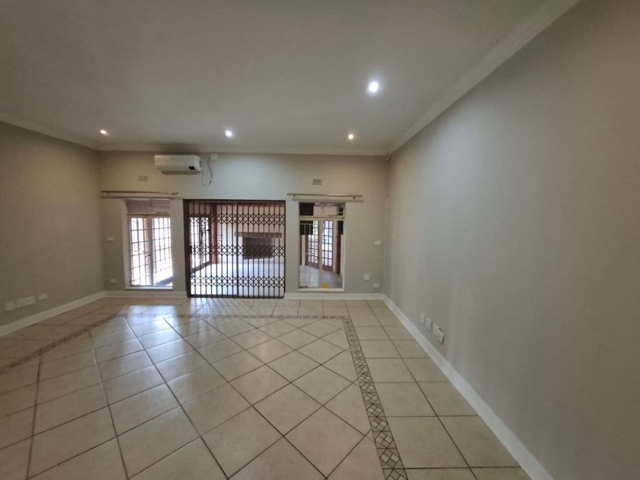 4 Bedroom Property for Sale in Safari Gardens North West